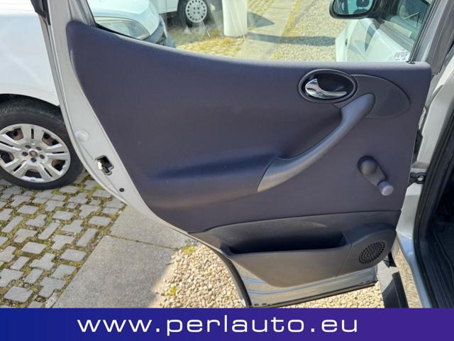 MERCEDES-BENZ A 170 usata, con Boardcomputer