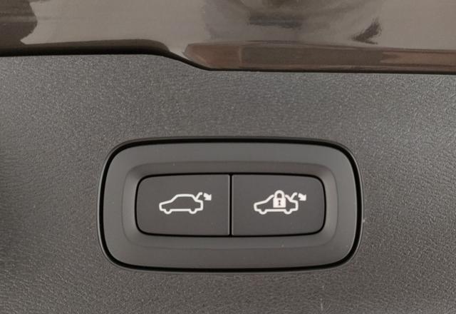 VOLVO V60 usata, con Volante multifunzione