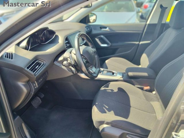 PEUGEOT 308 usata, con Boardcomputer