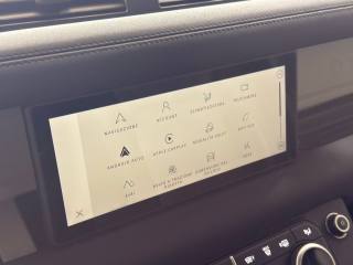 LAND ROVER Defender usata, con Bracciolo