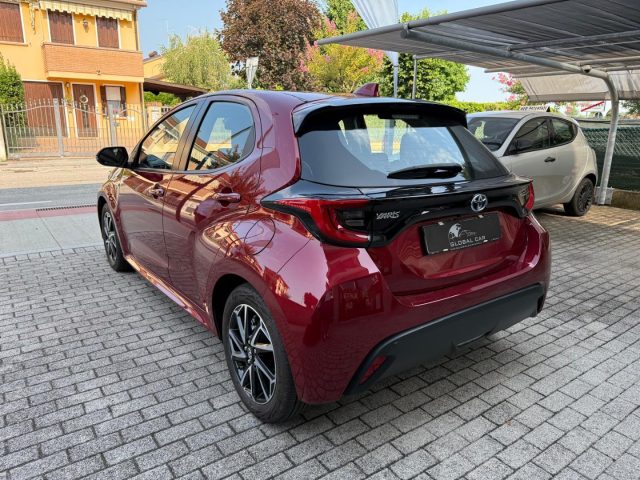 TOYOTA Yaris usata 6