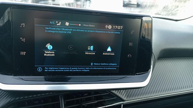 PEUGEOT 2008 usata, con Apple CarPlay