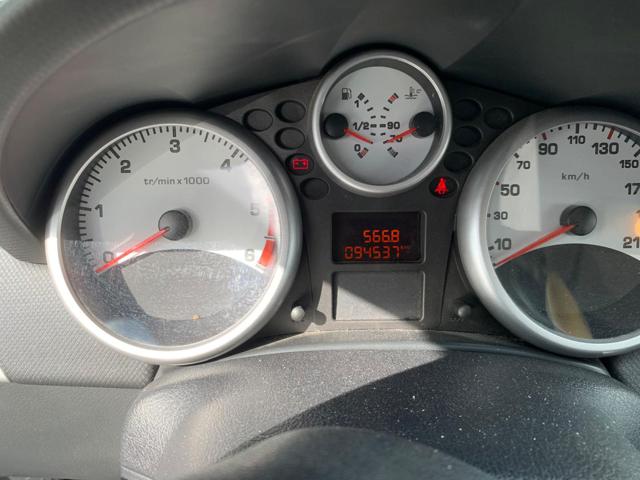 PEUGEOT 207 usata, con Sedile posteriore sdoppiato