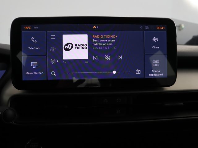 JEEP Avenger usata, con Sedile posteriore sdoppiato