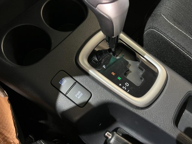TOYOTA Hilux usata, con Chiusura centralizzata telecomandata