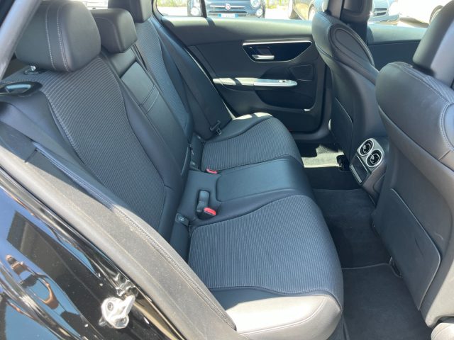 MERCEDES-BENZ C 220 usata, con Chiusura centralizzata