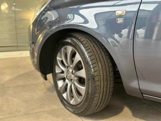 OPEL Corsa usata, con Controllo automatico clima