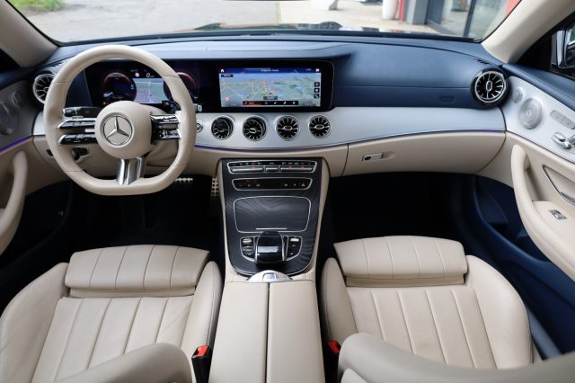 MERCEDES-BENZ E 220 usata, con Tettuccio apribile