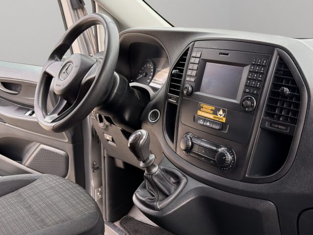 MERCEDES-BENZ Vito usata 9