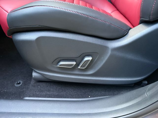 MG HS usata, con Airbag testa