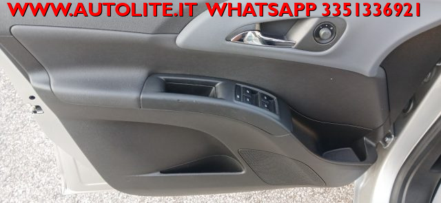 OPEL Meriva usata, con Immobilizzatore elettronico