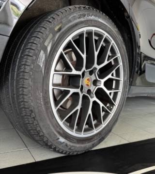 PORSCHE Macan usata, con Sensore di luce