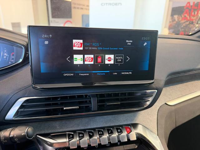 PEUGEOT 3008 usata, con Sedile posteriore sdoppiato