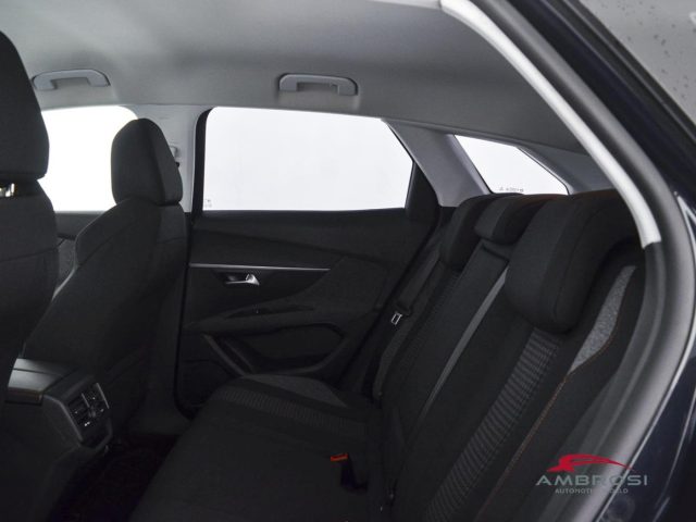 PEUGEOT 3008 usata 10