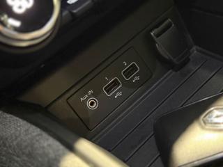 RENAULT ZOE usata, con Controllo elettronico della corsia
