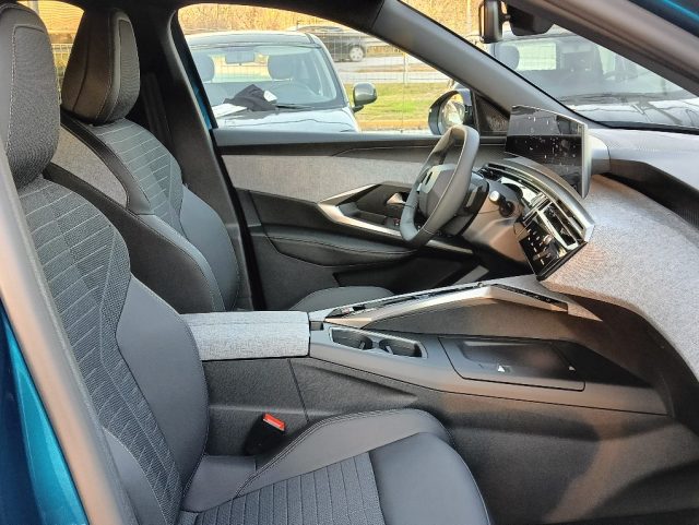 PEUGEOT 3008 usata, con Sistema di navigazione