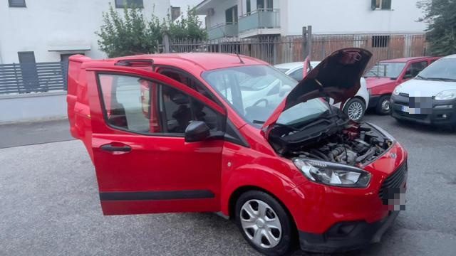 FORD Transit Courier usata, con Chiusura centralizzata