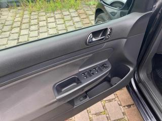 VOLKSWAGEN Golf usata, con Controllo trazione