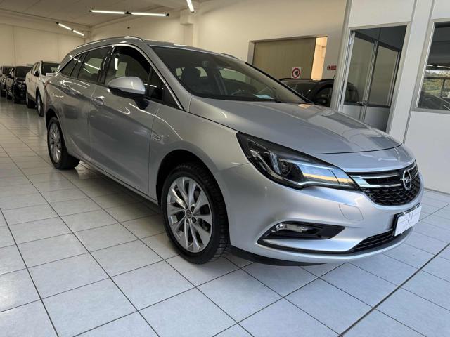 OPEL Astra usata, con Autoradio