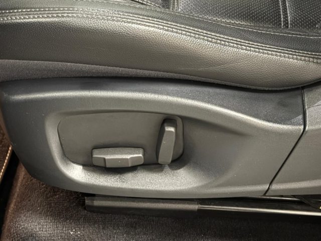 JAGUAR E-Pace usata, con Controllo elettronico della corsia