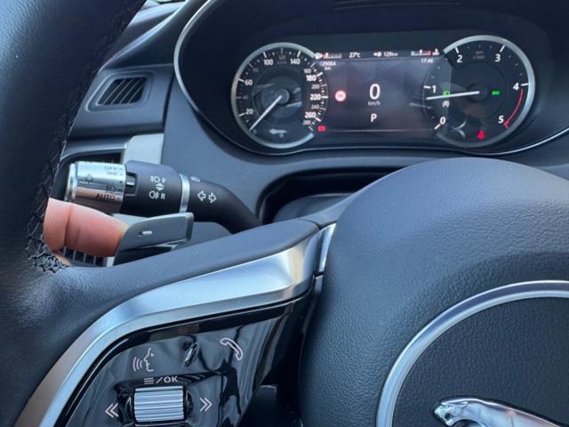JAGUAR E-Pace usata, con Specchietti laterali elettrici