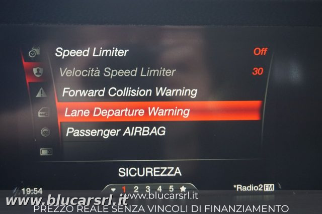 ALFA ROMEO Stelvio usata, con Autoradio digitale