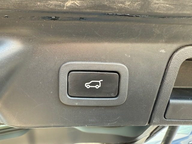 LAND ROVER Range Rover Velar usata, con Alzacristalli elettrici