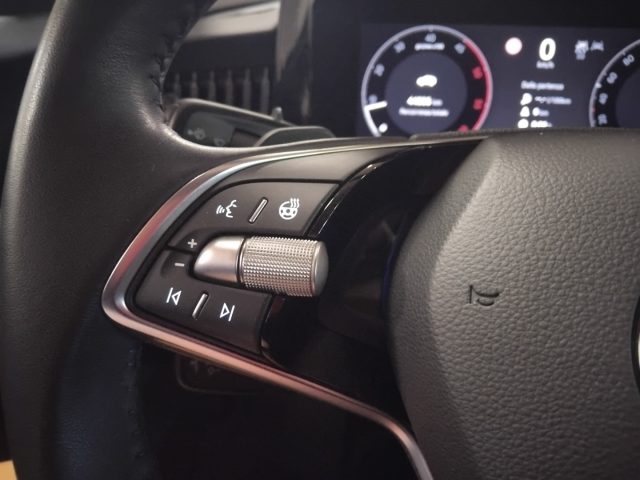 SKODA Superb usata, con Regolazione elettrica sedili