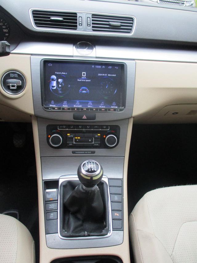 VOLKSWAGEN Passat usata, con Bluetooth