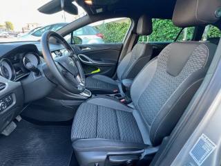 OPEL Astra usata, con Servosterzo