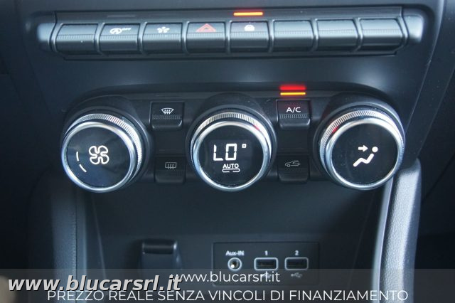 RENAULT Captur usata, con Bracciolo