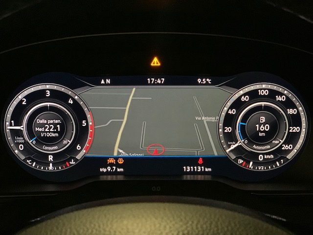VOLKSWAGEN Passat usata, con Controllo trazione