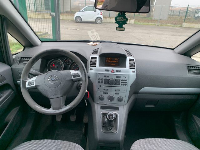 OPEL Zafira usata, con ESP
