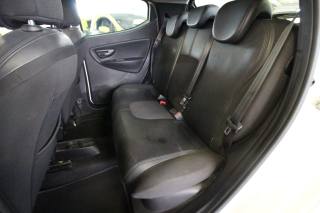 LANCIA Ypsilon usata, con ESP