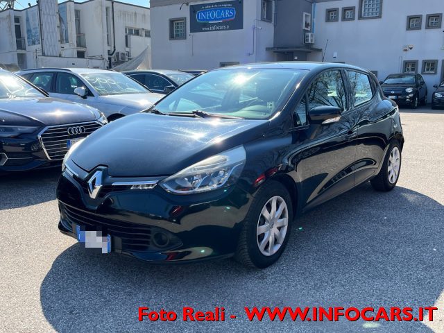RENAULT Clio usata, con Airbag laterali