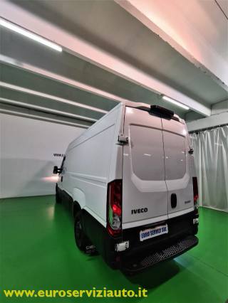 IVECO Daily usata 9