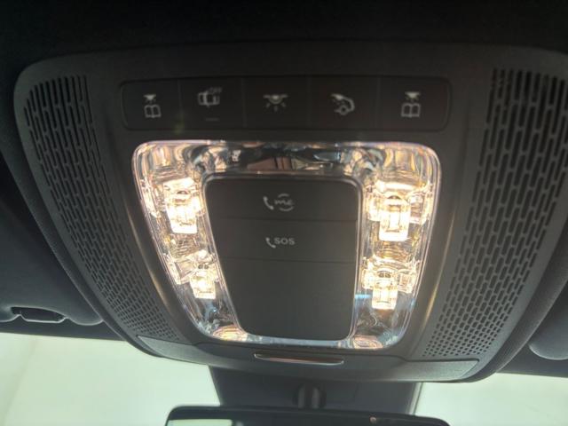 MERCEDES-BENZ A 35 AMG usata, con ESP