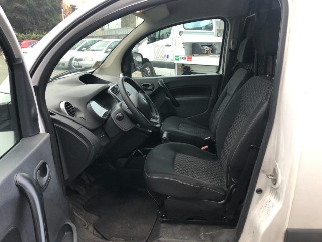 RENAULT Kangoo usata, con Servosterzo