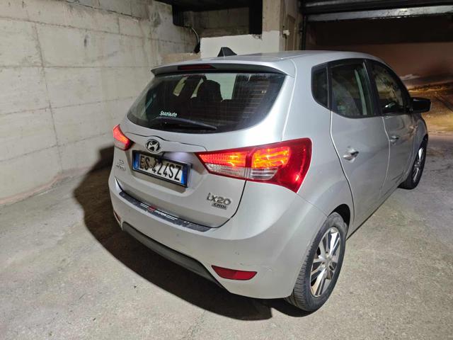 HYUNDAI iX20 usata, con Alzacristalli elettrici