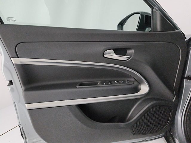 JEEP Avenger usata, con Luci diurne LED