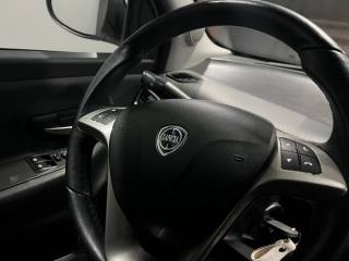 LANCIA Ypsilon usata, con Chiusura centralizzata