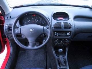 PEUGEOT 206 usata, con Chiusura centralizzata