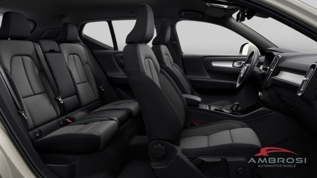 VOLVO XC40 usata 7