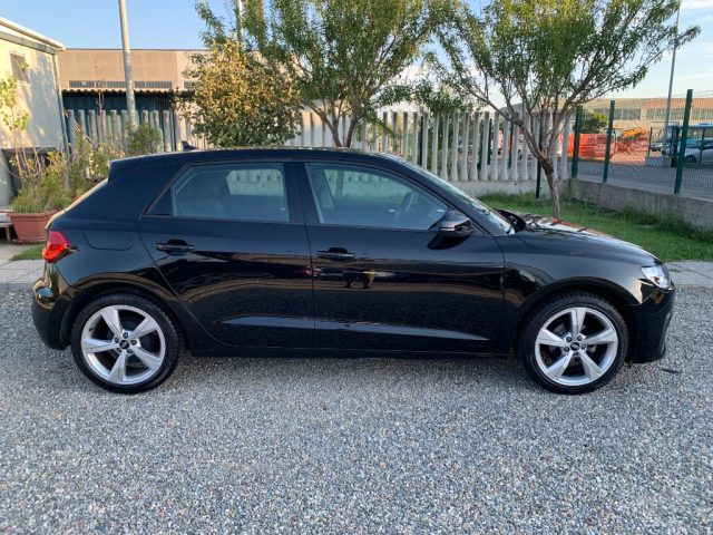 AUDI A1 usata, con Autoradio
