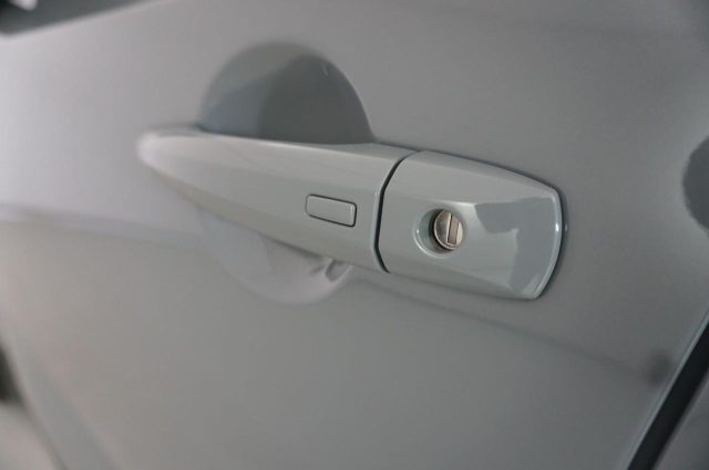 NISSAN Qashqai usata, con Vetri oscurati