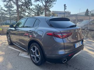 ALFA ROMEO Stelvio usata, con Alzacristalli elettrici