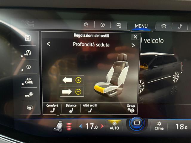 VOLKSWAGEN Touareg usata, con Fari LED