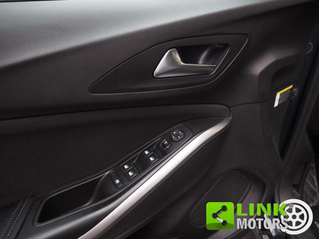 OPEL Grandland X usata, con Airbag testa
