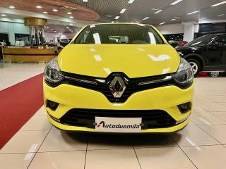 RENAULT Clio usata, con Airbag laterali
