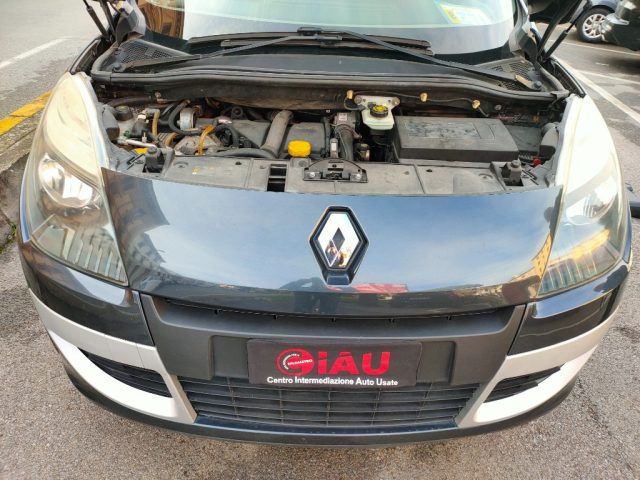 RENAULT Scenic usata, con Bracciolo